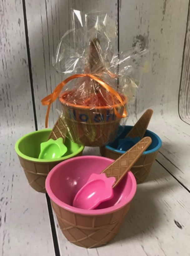 Ice Cream Bowls & Spoons Party Favors