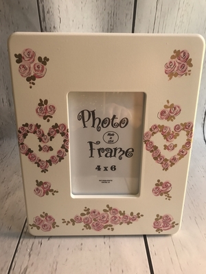 4x6 Wood Frame- Pink Open Hearts | Picture Frames