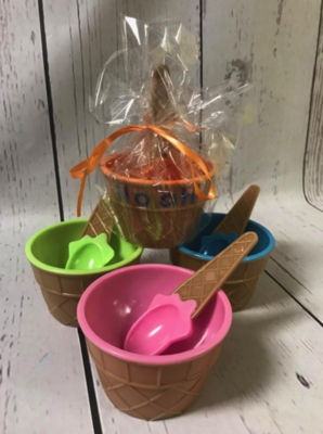 Ice Cream Bowls & Spoons | Party Favors