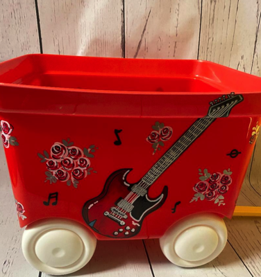 Pull Wagon - Red Guitar & Roses | Pull Wagons