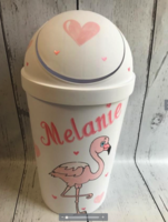 Image Trash Pail /Flamingo With Hearts